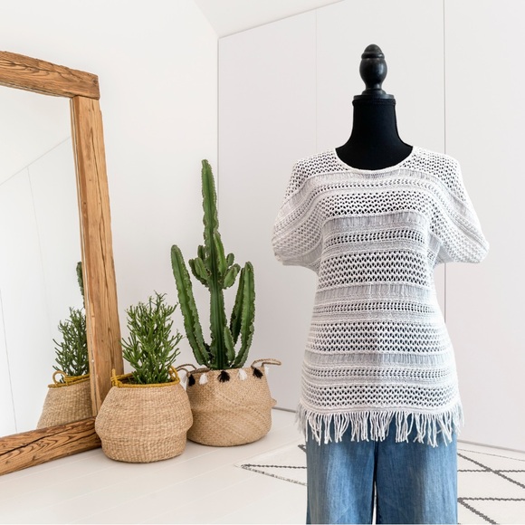 Chicos Short Sleeve Open Knit Fringe Hem Sweater - Picture 1 of 11